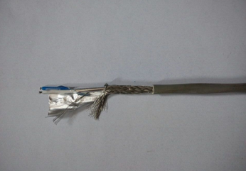 CAN 2*1.5總線(xiàn)電纜,通訊電纜,屏蔽電纜 CAN 2*1.5總線(xiàn)電纜,通訊電纜,屏蔽電纜